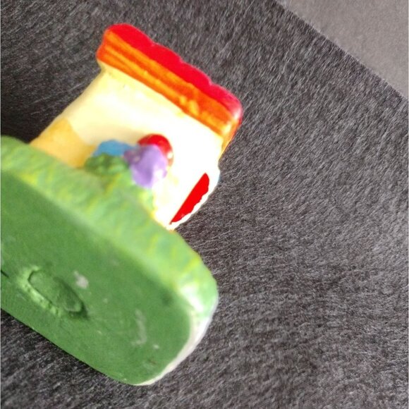 Hand-Crafted Miniature Nativity Scene Tiny Ceramic House 3" Pottery Diorama - Picture 5 of 8